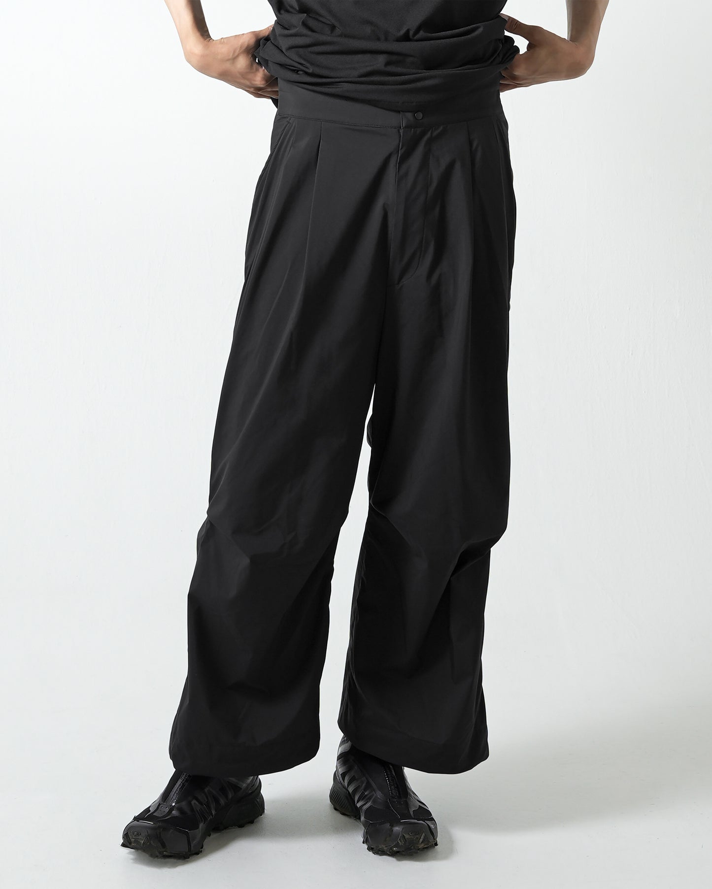 ACTIVIST SLACKS -SWC-